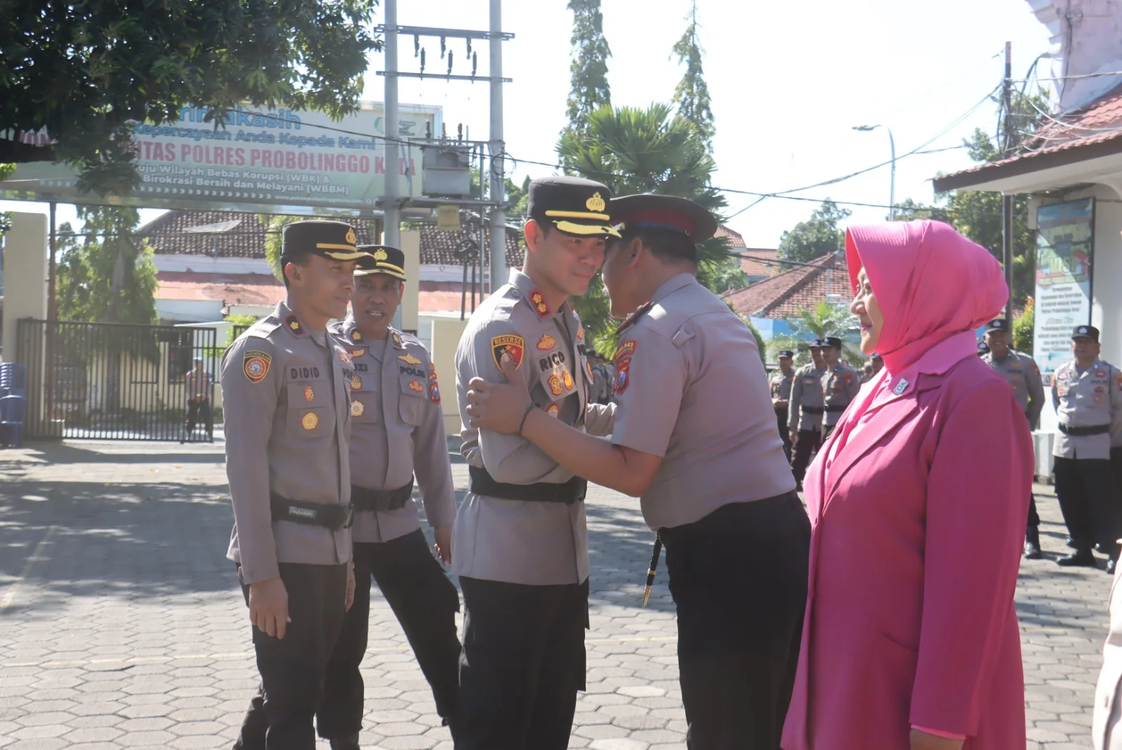 Kapolres Probolinggo Kota Pimpin Upacara Kenaikan Pangkat Pengabdian, AKP Ahmad Jayadi Naik Jadi Kompol