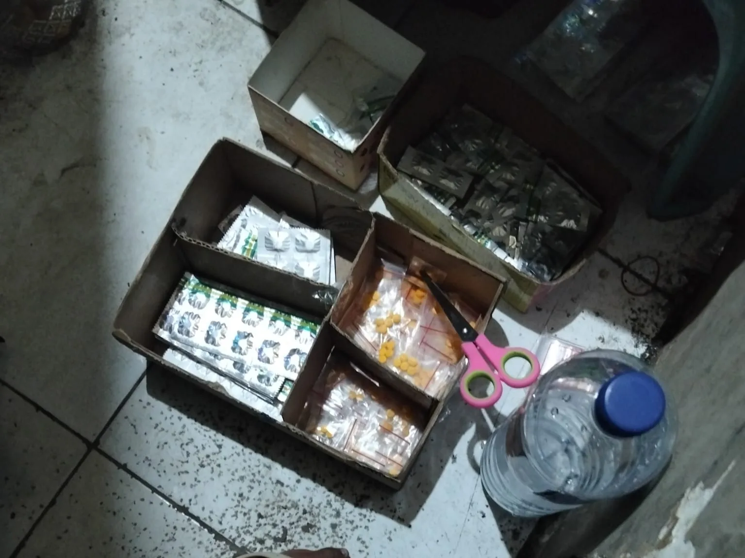 DARURAT! Dugaan Kartel Tramadol di Teluknaga Kian Nekat, Obat Keras Dijual Terang-terangan