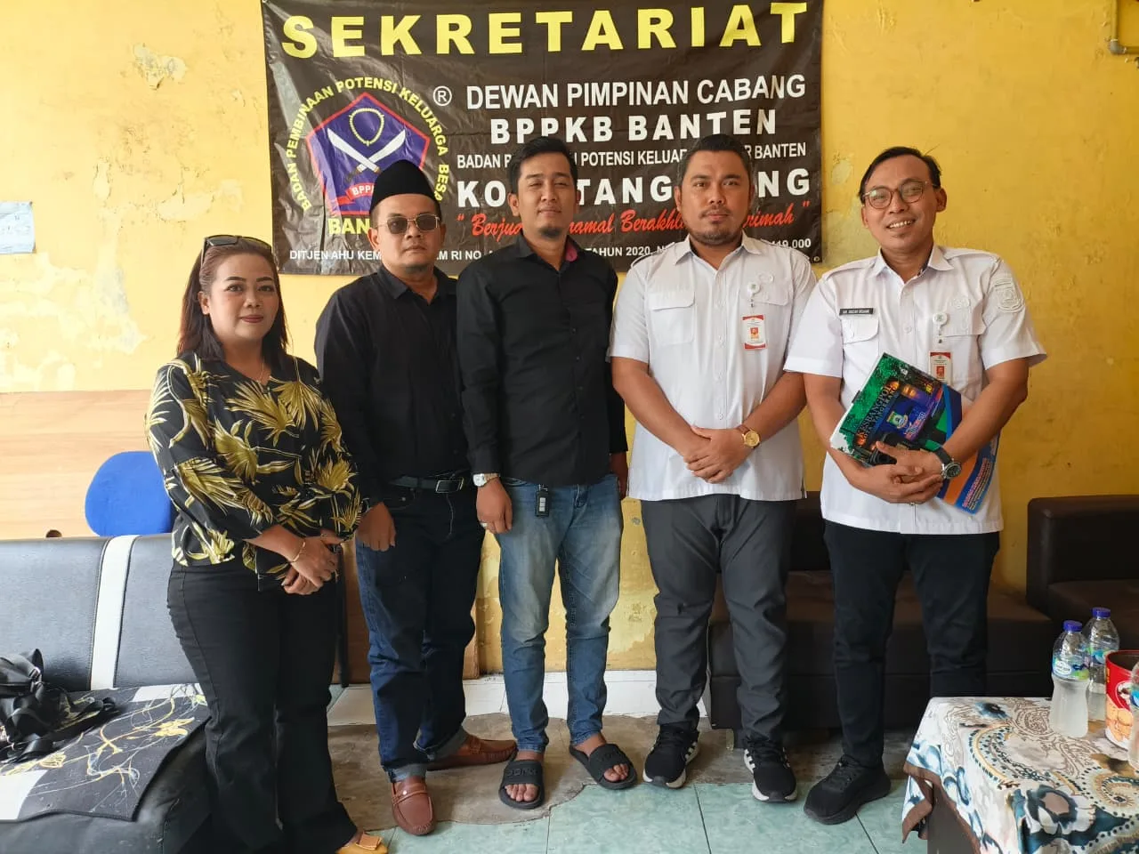 Kesbangpol Verifikasi Sekretariat, DPC BPPKB Banten Tangerang Kota Perkuat Legalitas Organisasi