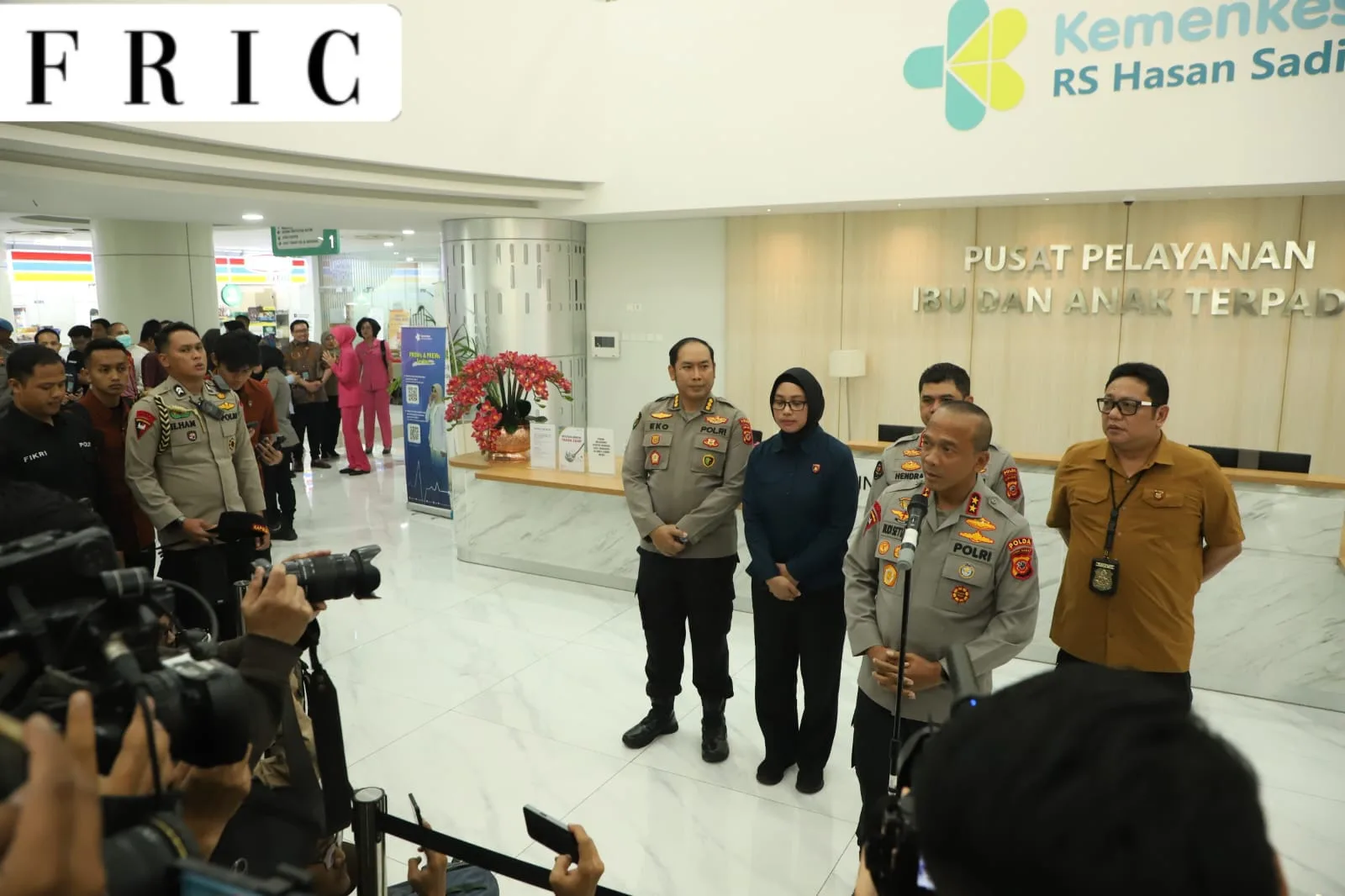 KEPOLISIAN NEGARA REPUBLIK INDONESIA DAERAH JAWA BARAT BIDANG HUBUNGAN MASYARAKAT