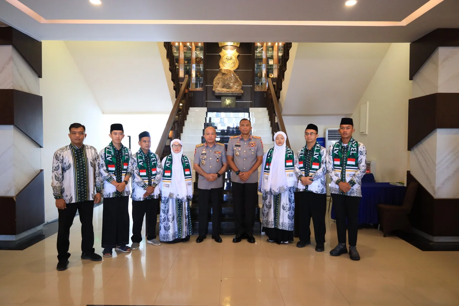 Kapolda Banten Lepas 7 Personel Polda Banten ke Tanah Suci untuk Tunaikan Ibadah Umrah