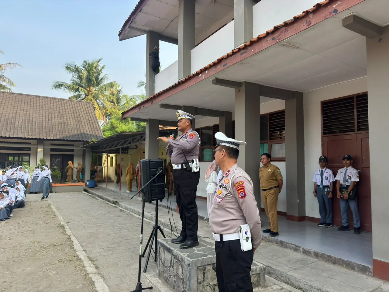 SATLANTAS POLRES CILEGON SOSIALISASIKAN TERTIB BERLALU LINTAS DAN TERTIBKAN KNALPOT TIDAK SESUAI SPESIFIKASI TEKNIS