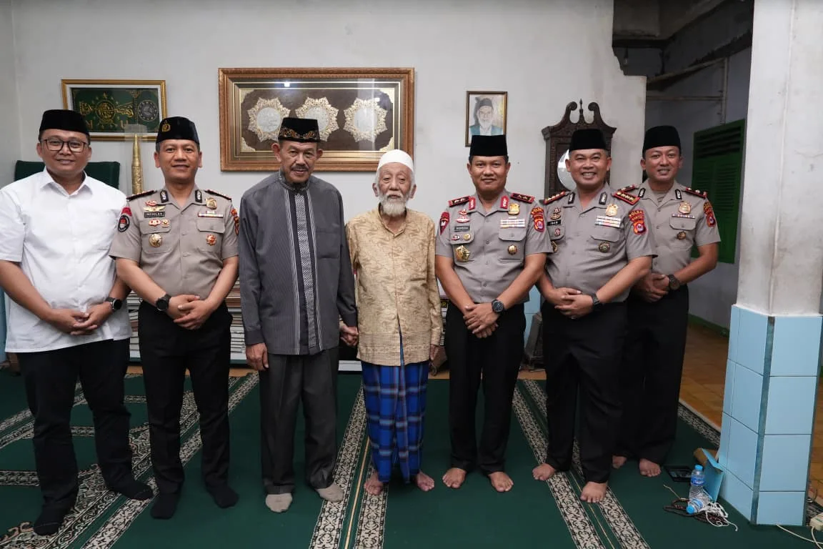 Perkuat Sinergi Ulama dan Polri, Kapolda Banten Silaturahmi dengan Ulama Besar Banten