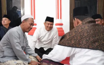 Kapolda Banten Melayat ke Rumah Duka Almarhum KH Ariman Anwar, Sampaikan Belasungkawa dan Doa